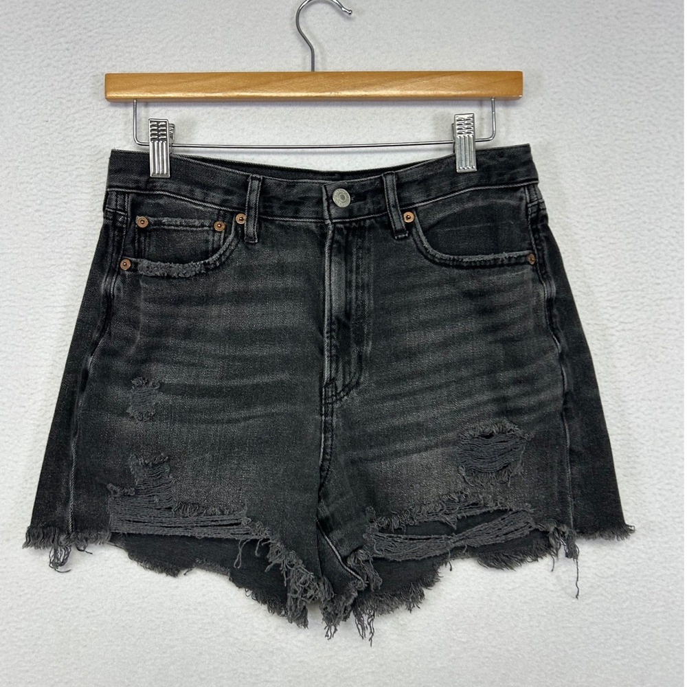 Grunge Edgy American Eagle Womens 6 Black Distressed Cut Off Denim Shorts